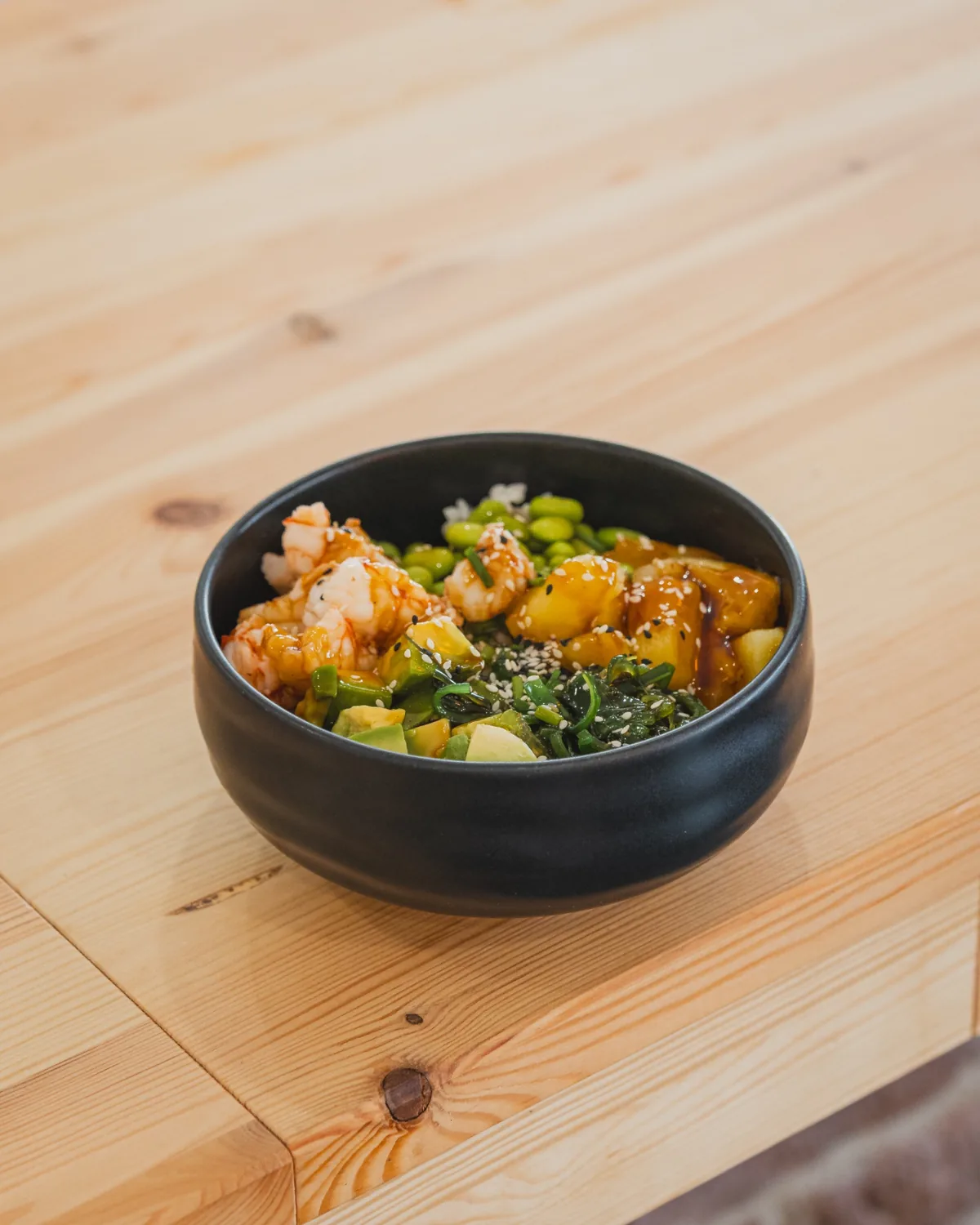 Healthy poke bowl at Pinsi’s Picnic Cala d’Or Healthy poke bowl at Pinsi’s Picnic Cala d’Or